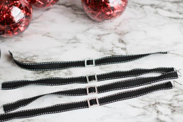 how to make the belt for santa belly ornaments