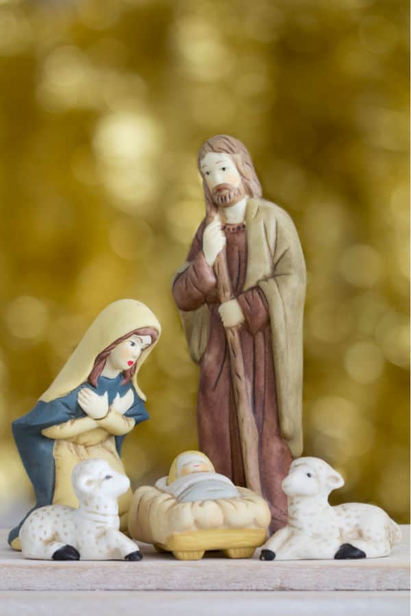 how to pick a nativity set for your kids