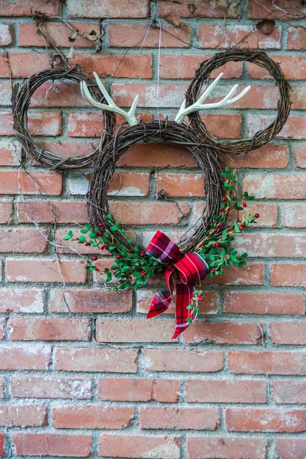 DIY Grapevine Mickey Christmas Wreath