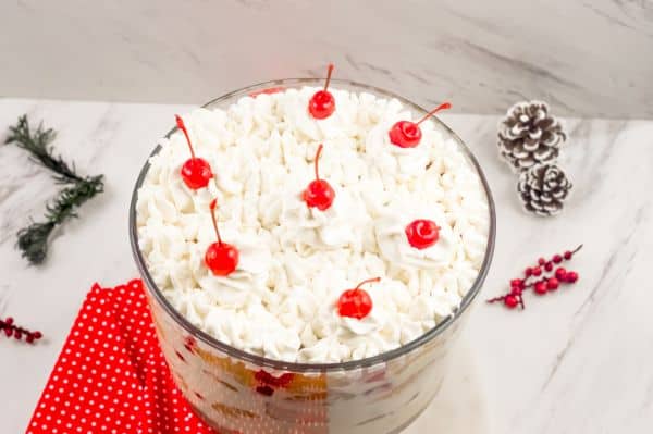 Easy No Bake Christmas Eggnog Trifle