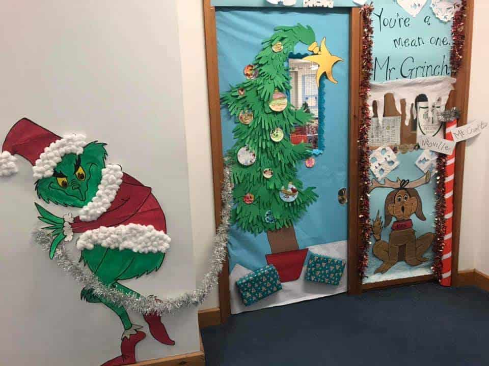 holiday door decorating ideas classroom door