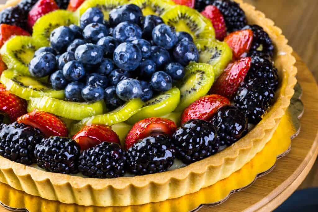 fruit flan or fruit tart