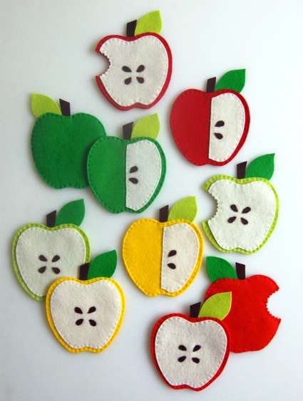 apple felt coasters