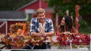 Drew and Lainie fall in love in A HARVEST HOMECOMING