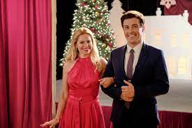 Darcy and Glenn fall in love in IF I ONLY HAD CHRISTMAS